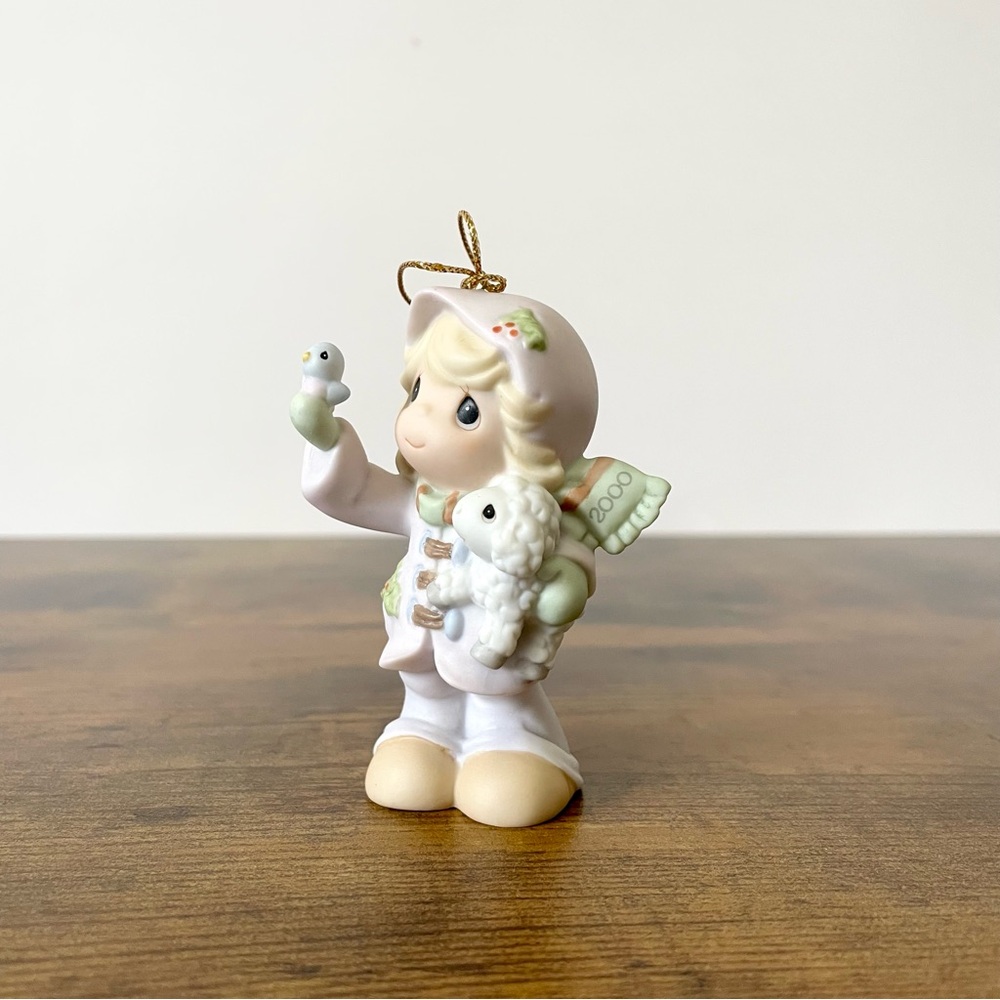 3” Vintage Enesco Precious Moments Angel Ornament Christmas, Porcelain bisque